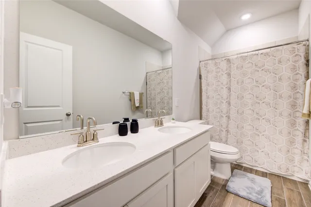 $2,800 | 12202 Bell County Court, Cypress, TX 77433