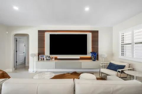 $1,450,000 | 911 Southwest 27th Terrace, Boynton Beach, FL 33435