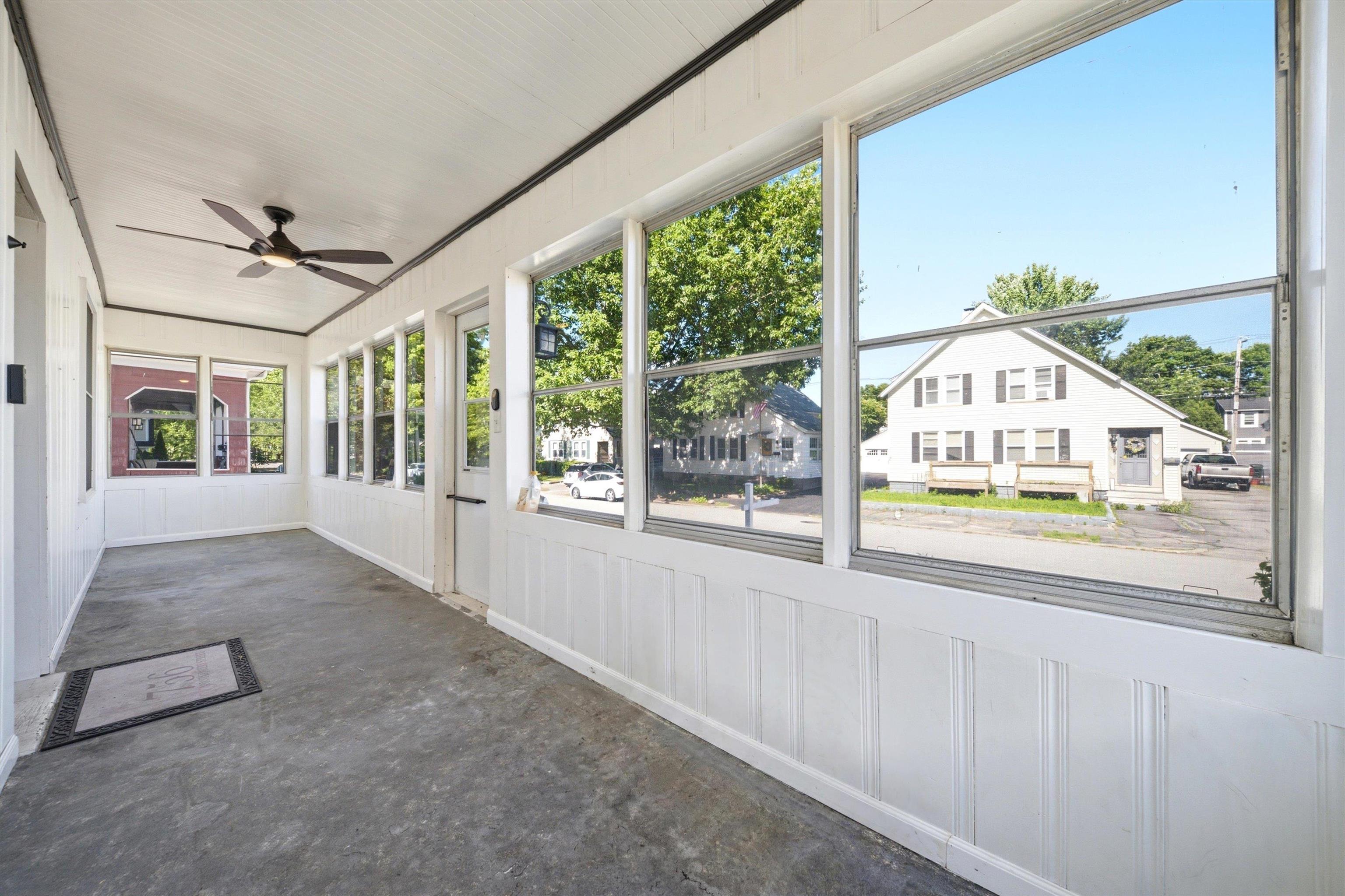 756 Montgomery Street Manchester, NH 03102 - Photo 3 of 38