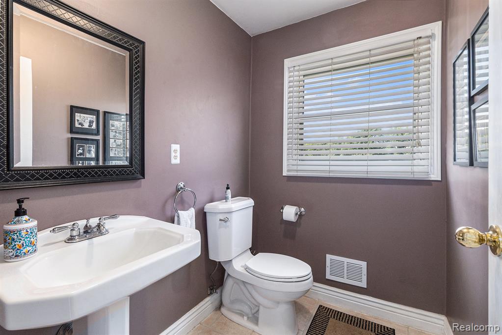 5083 Curtis Road Attica, MI 48412 - Photo 13 of 44