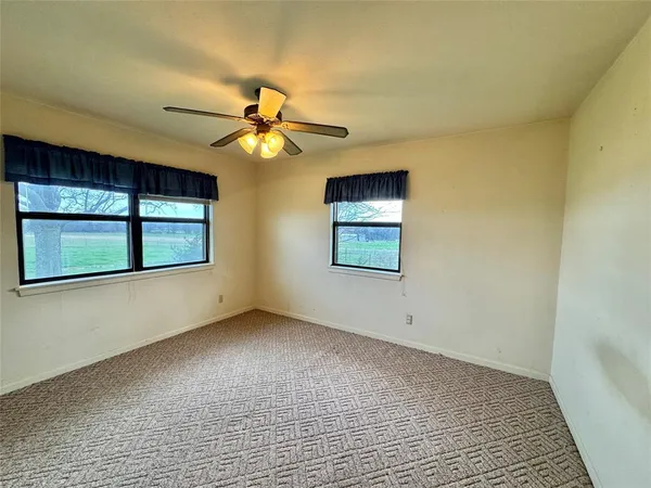 $2,150 | 1090 Farm To Market Road 1200, Gainesville, TX 76240