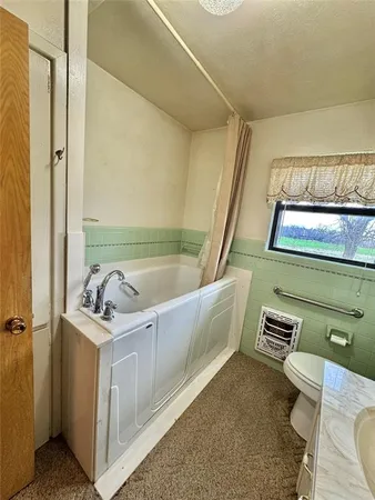 $2,150 | 1090 Farm To Market Road 1200, Gainesville, TX 76240