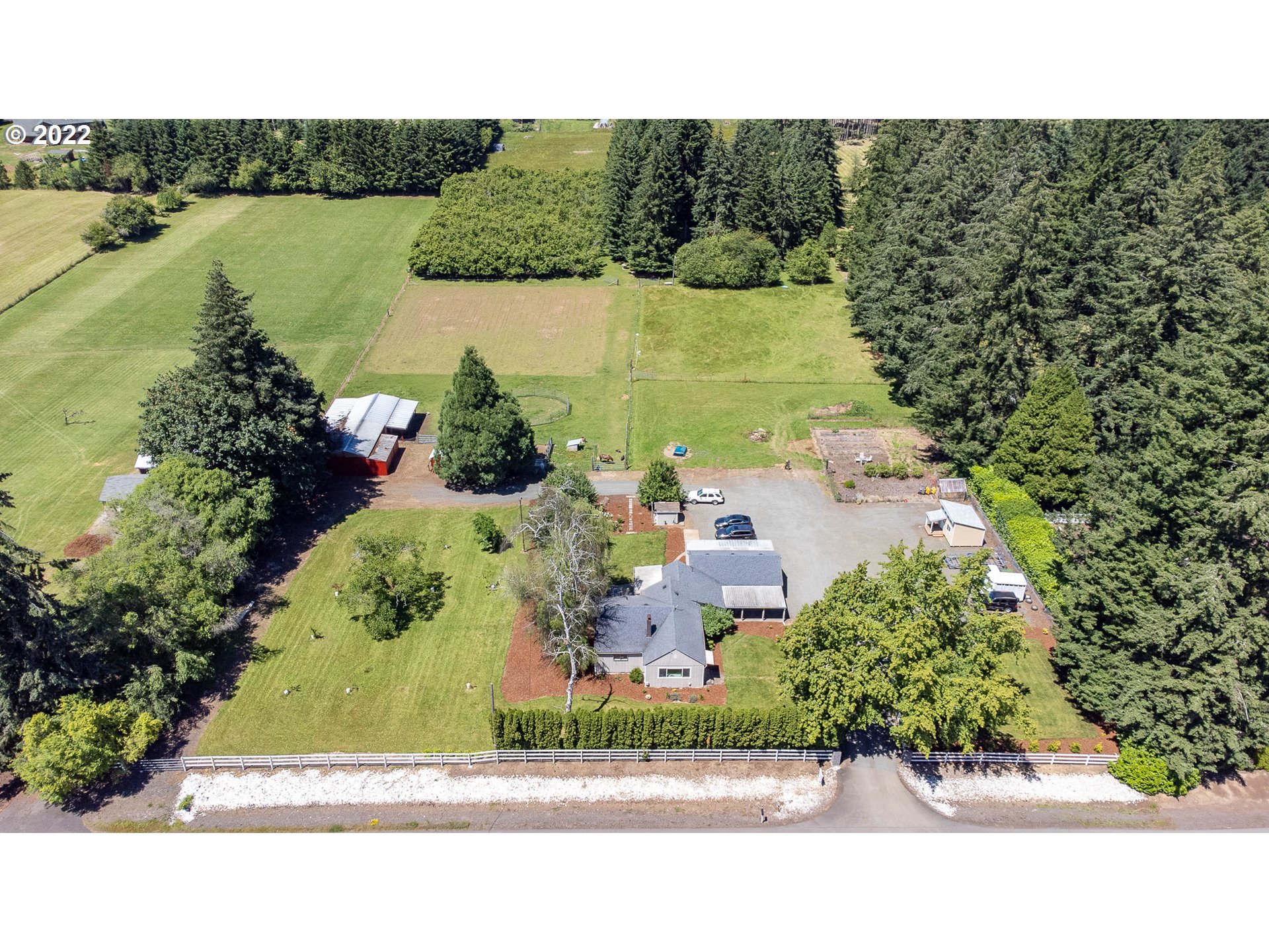 27321 Clear Lake Road Eugene, OR 97402 - Photo 1 of 32 Gallery Image 1