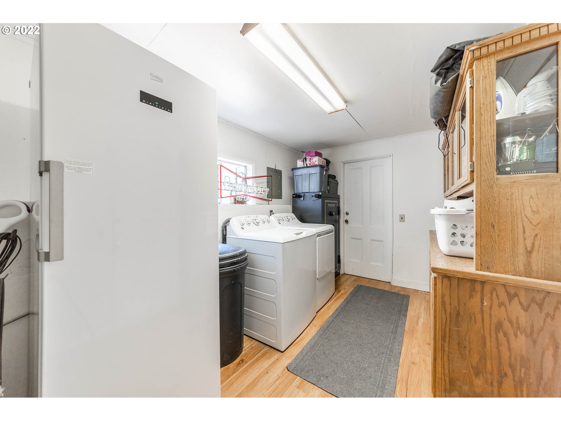 27321 Clear Lake Road Eugene, OR 97402 - Photo 14 of 32 Gallery Image 14