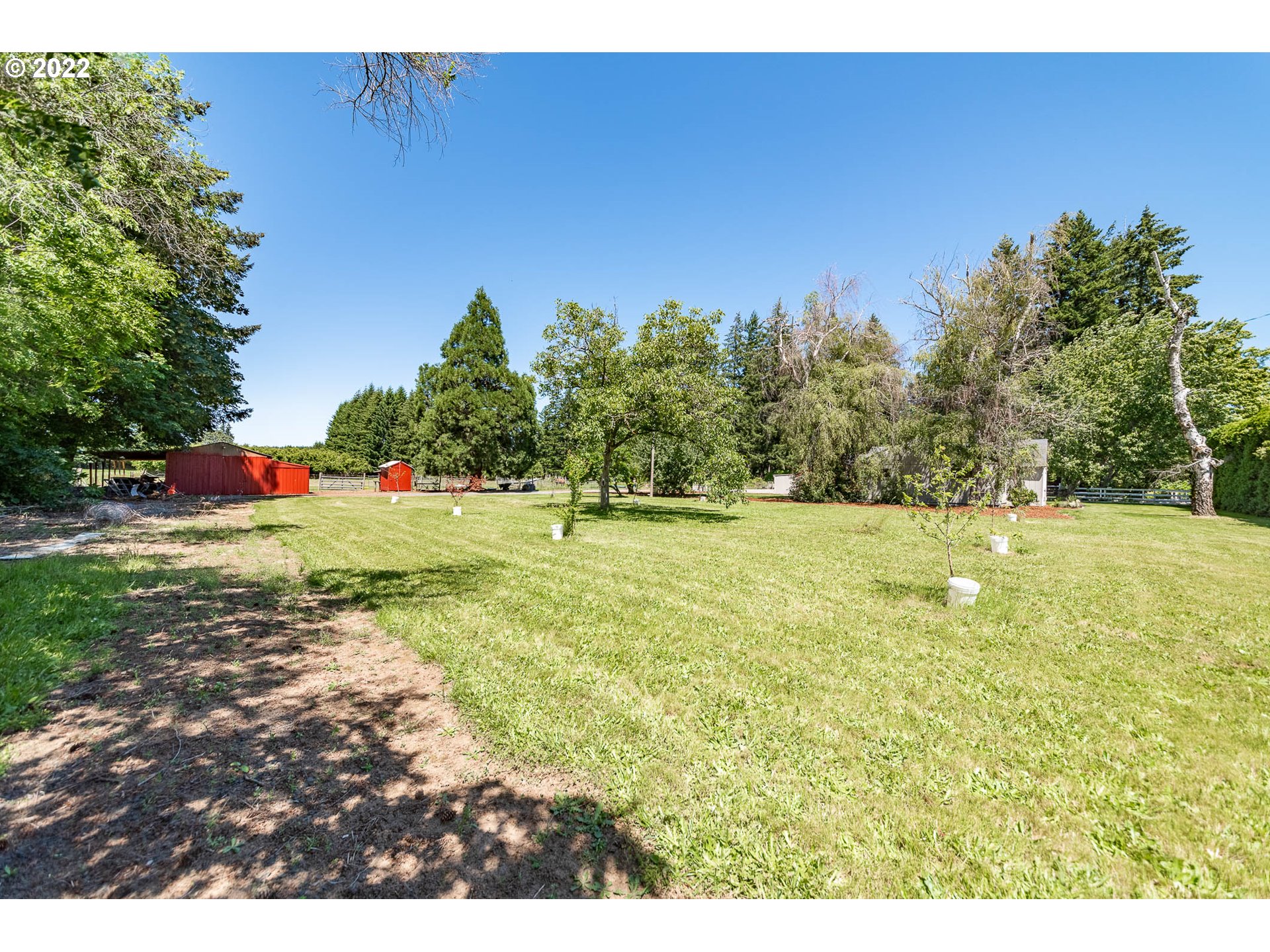 27321 Clear Lake Road Eugene, OR 97402 - Photo 22 of 32 Gallery Image 22