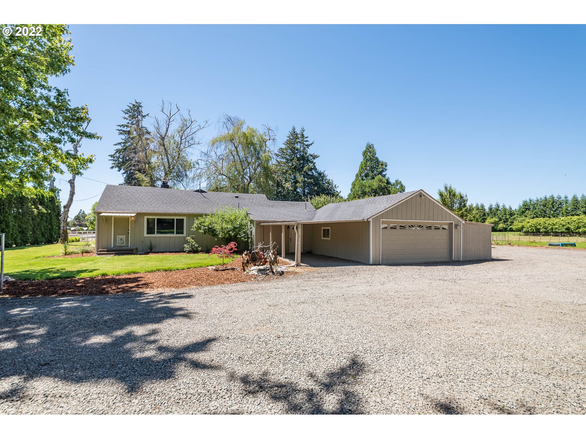 27321 Clear Lake Road Eugene, OR 97402 - Photo 4 of 32 Gallery Image 4