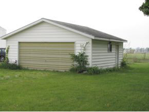 1310 East 4th Street Rochester, IN 46975 - Photo 2 of 4
