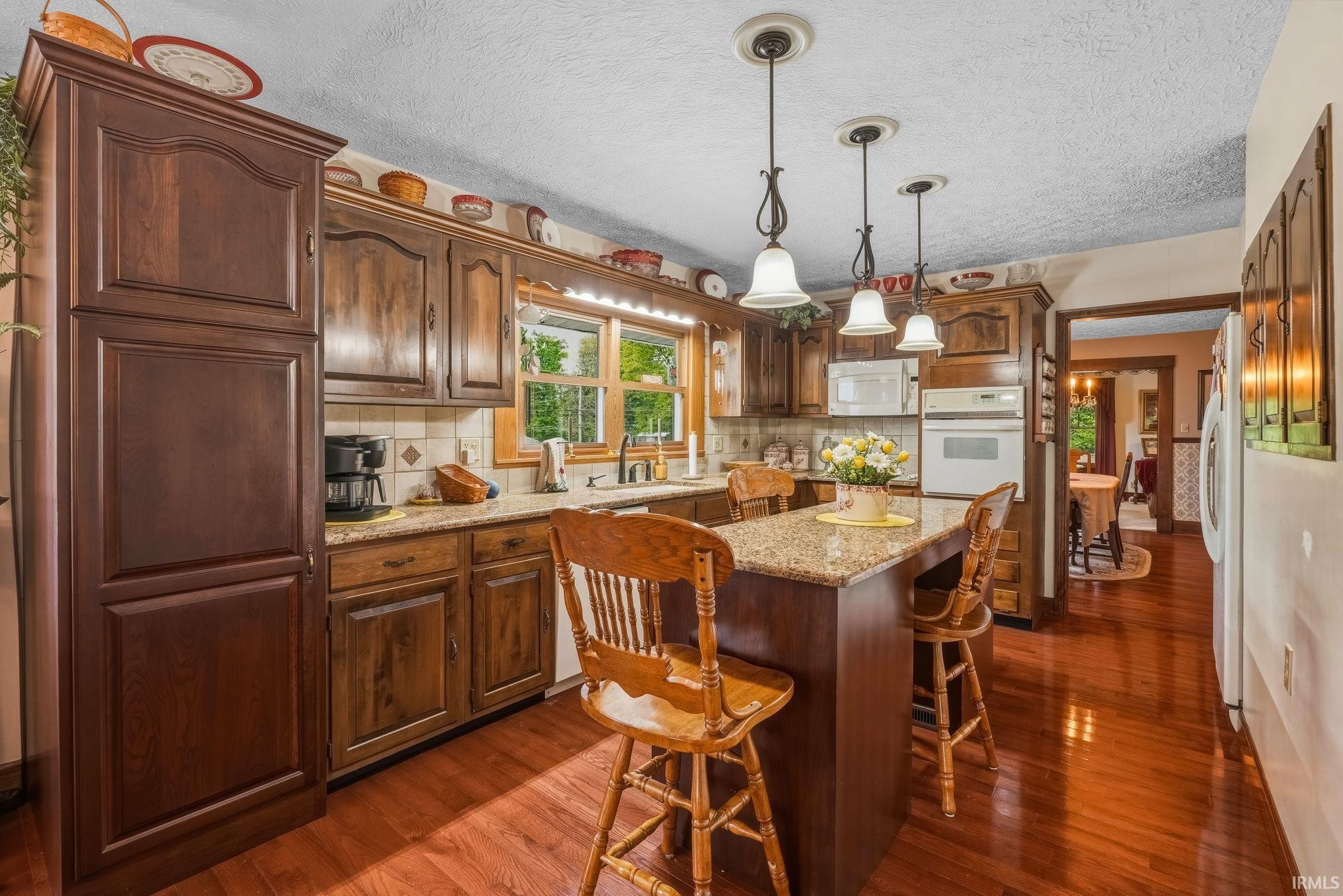 2872 Dixie Highway Bedford, IN 47421 - Photo 12 of 36