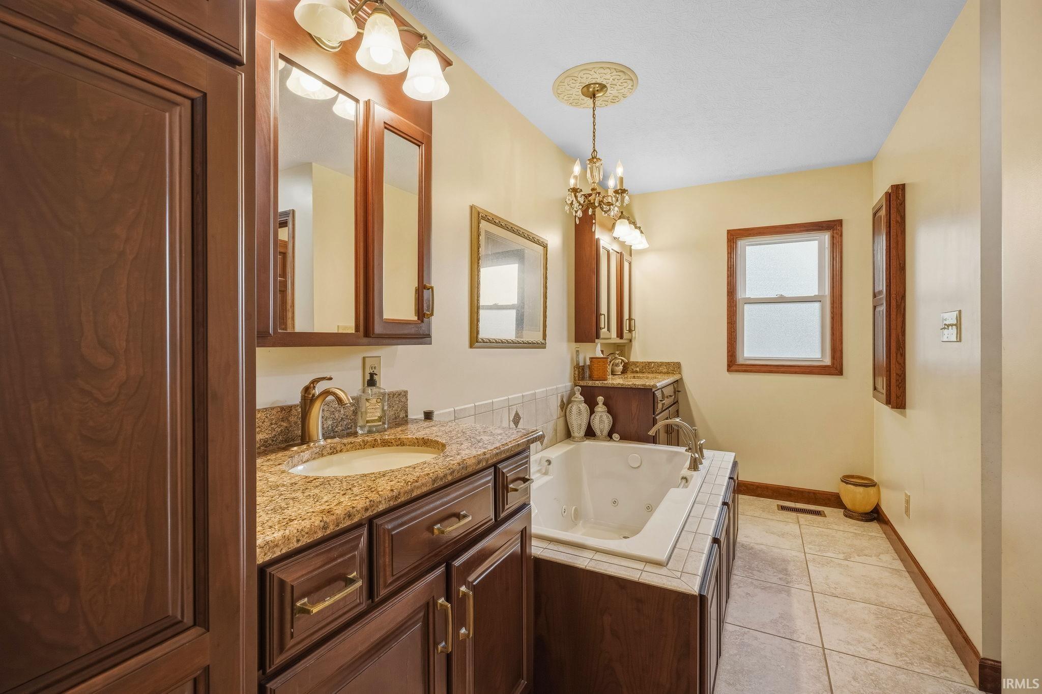 2872 Dixie Highway Bedford, IN 47421 - Photo 20 of 36