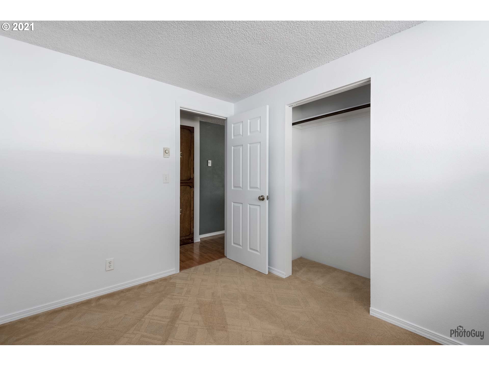 419 South 43rd Place Springfield, OR 97478 - Photo 14 of 27