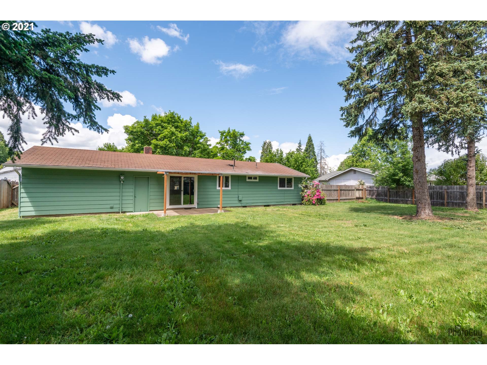 419 South 43rd Place Springfield, OR 97478 - Photo 23 of 27