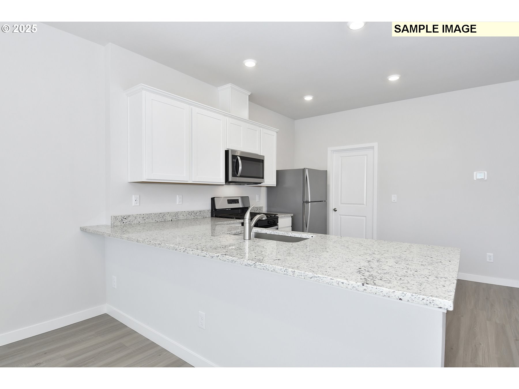 1171 Parkside Avenue Woodburn, OR 97071 - Photo 8 of 19