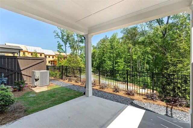 a view of a backyard with garden