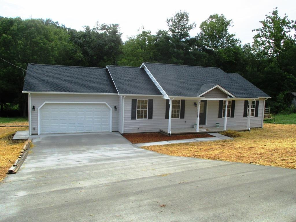 149 John Taylor Road Elizabethton, TN 37643 - Photo 1 of 18 Photo 1