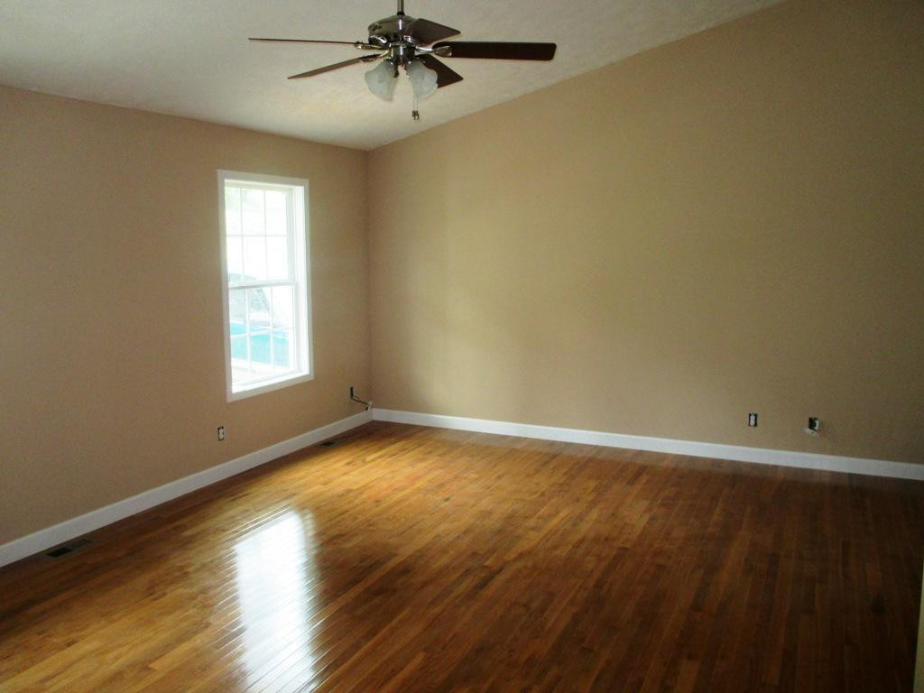 149 John Taylor Road Elizabethton, TN 37643 - Photo 6 of 18 Photo 6