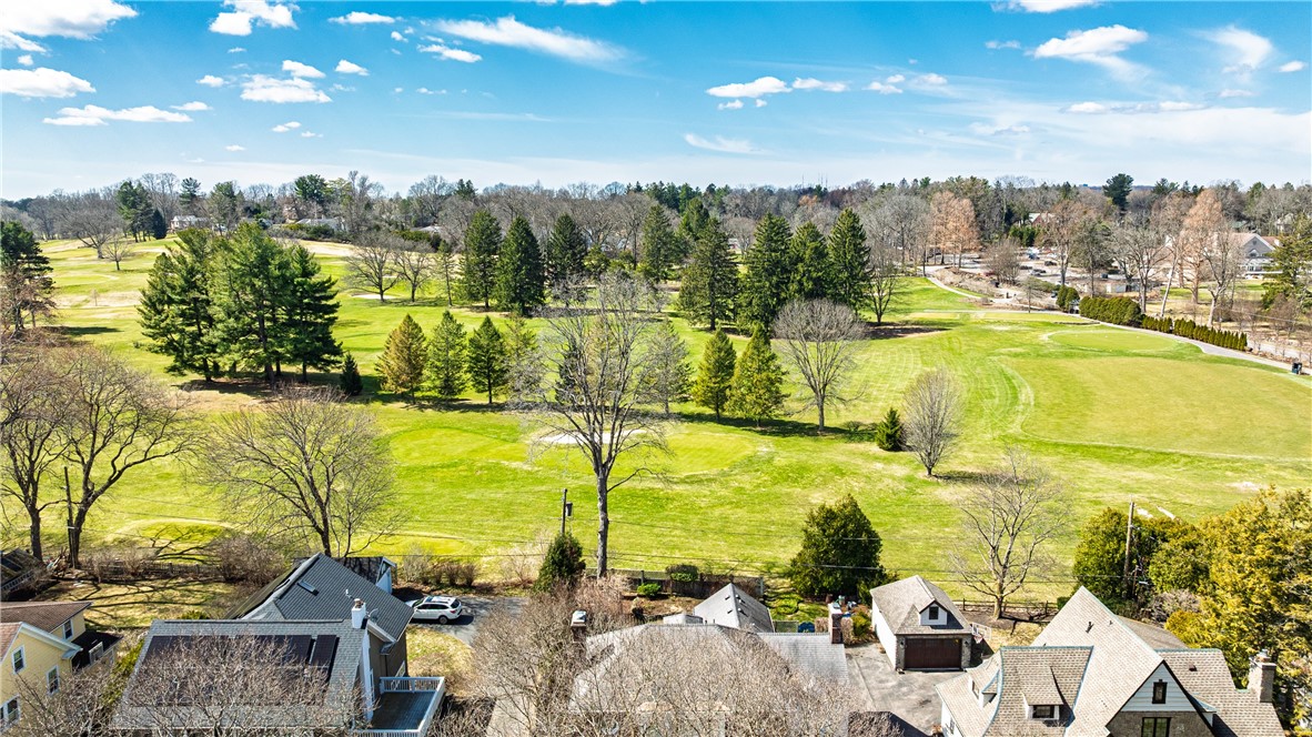 59 Brookside Drive Brighton, NY 14618 - Photo 4 of 44