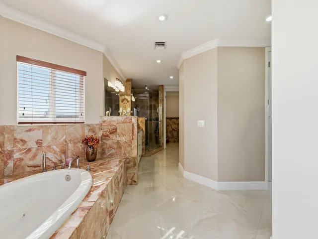 $5,295,000 | 112 North Bounty Lane, Key Largo, FL 33037