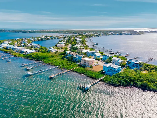 $5,295,000 | 112 North Bounty Lane, Key Largo, FL 33037