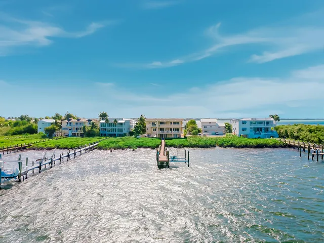 $5,295,000 | 112 North Bounty Lane, Key Largo, FL 33037