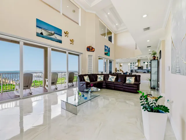 $5,295,000 | 112 North Bounty Lane, Key Largo, FL 33037