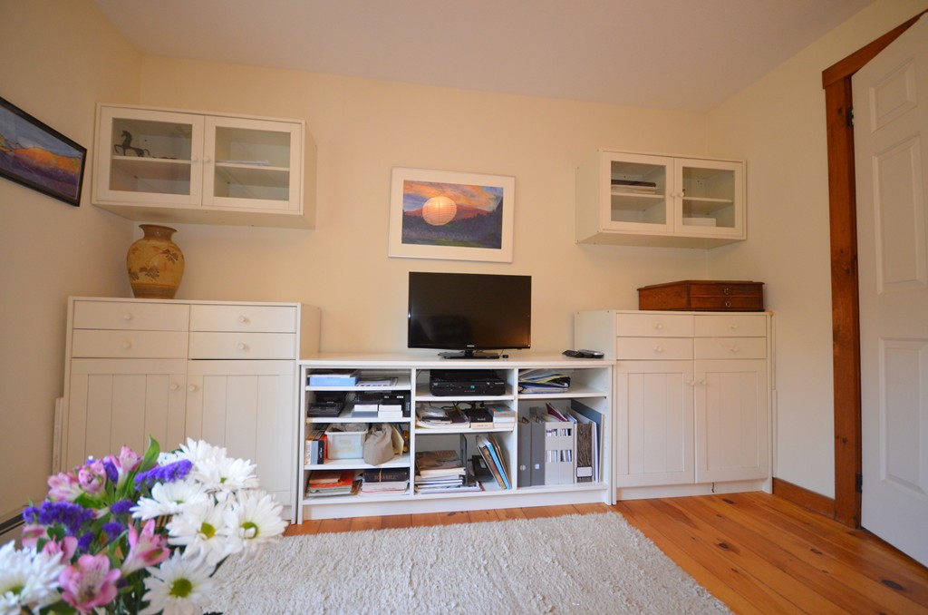 260 Gulf Road Belchertown, MA 01007 - Photo 13 of 26 Gallery Image 13