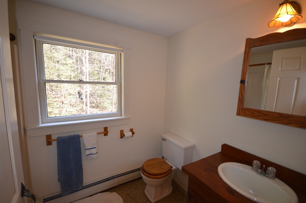 260 Gulf Road Belchertown, MA 01007 - Photo 19 of 26 Gallery Image 19