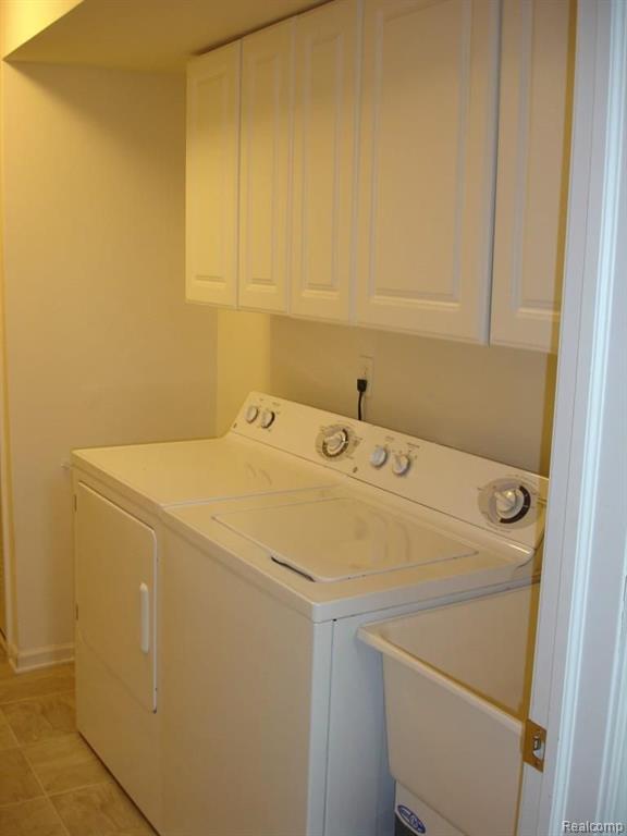 3440 Tremonte Circle, Unit 166 Rochester, MI 48306 - Photo 16 of 17