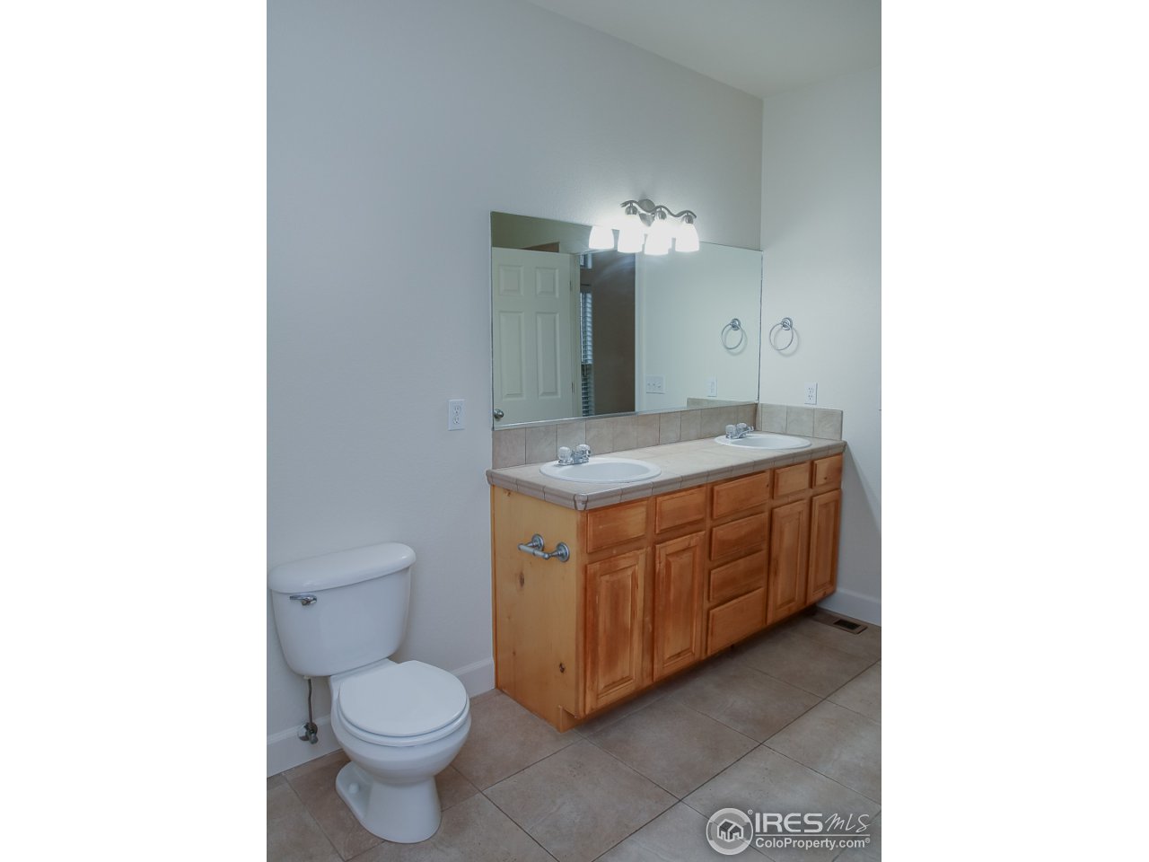 6709 West 34th St Road Greeley, CO 80634 - Photo 21 of 34 Master Bath