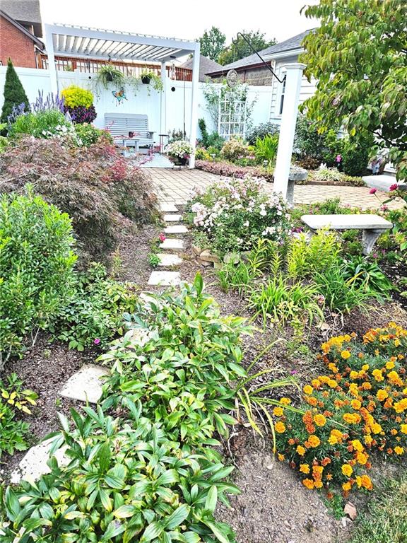 406 George Street Scottdale, PA 15683 - Photo 4 of 50