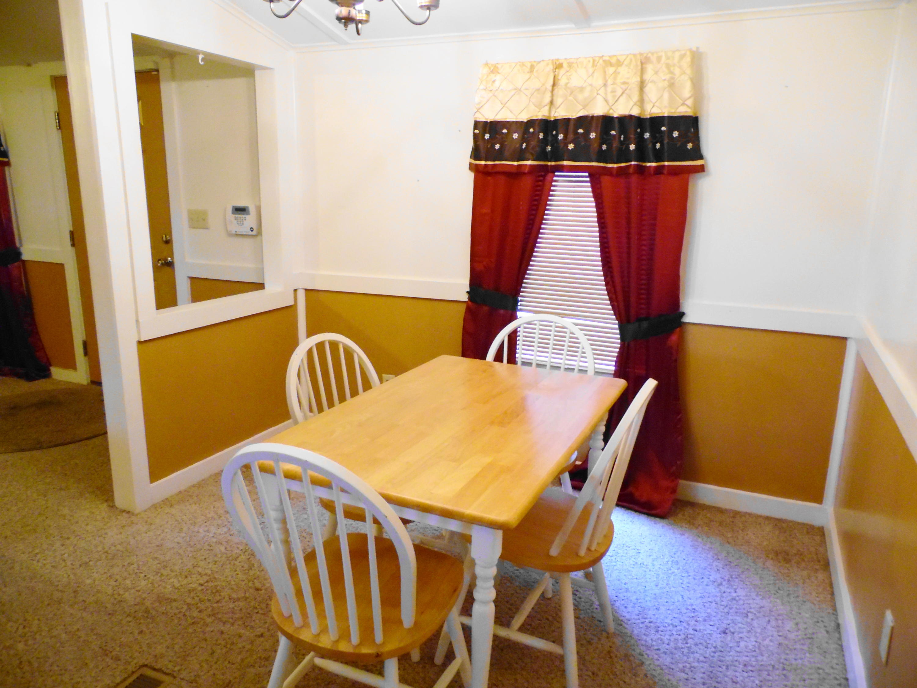 351 Vanderheide Road DeFuniak Springs, FL 32433 - Photo 12 of 23 Dining room