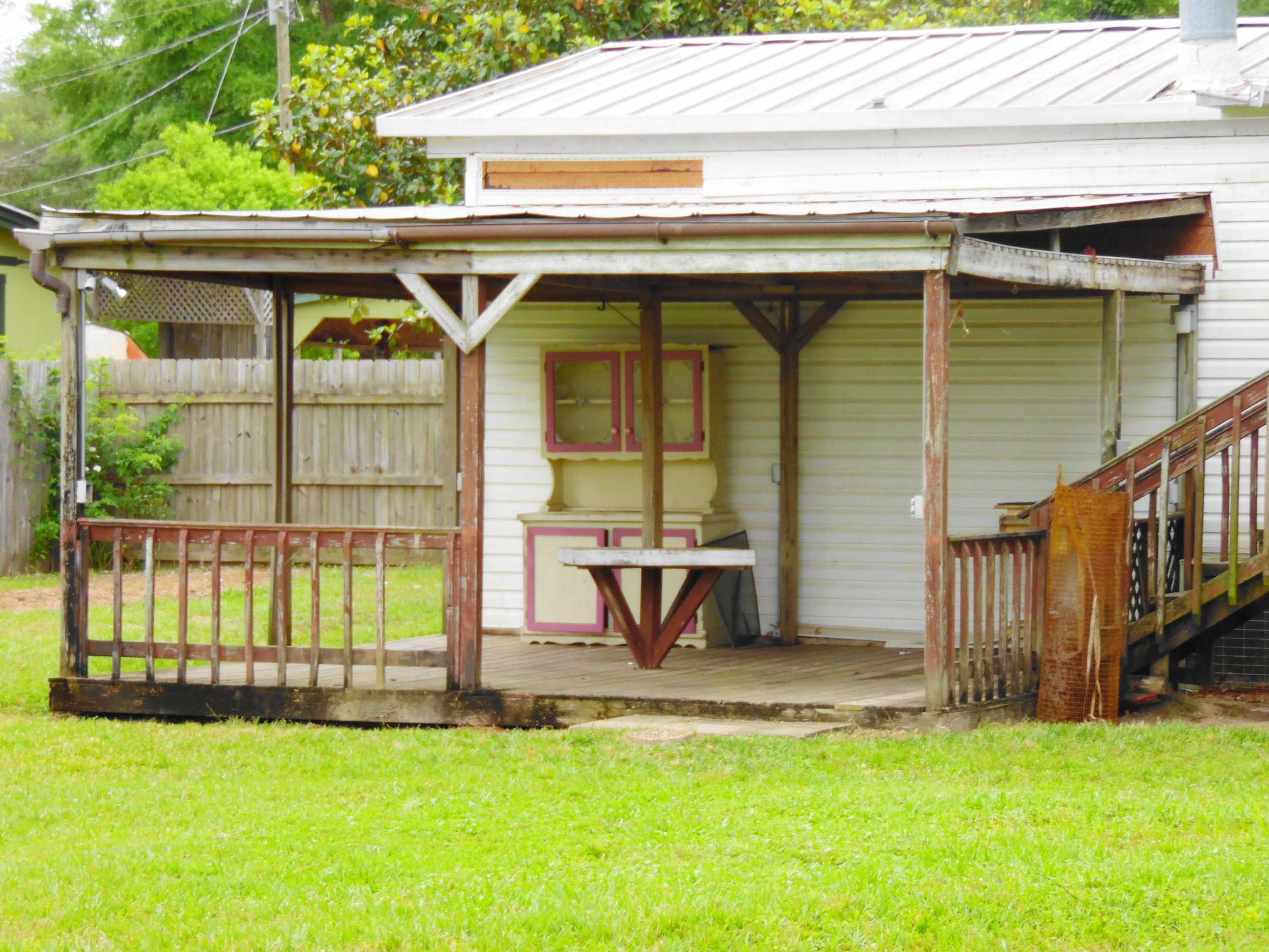 351 Vanderheide Road DeFuniak Springs, FL 32433 - Photo 19 of 23 cook shed
