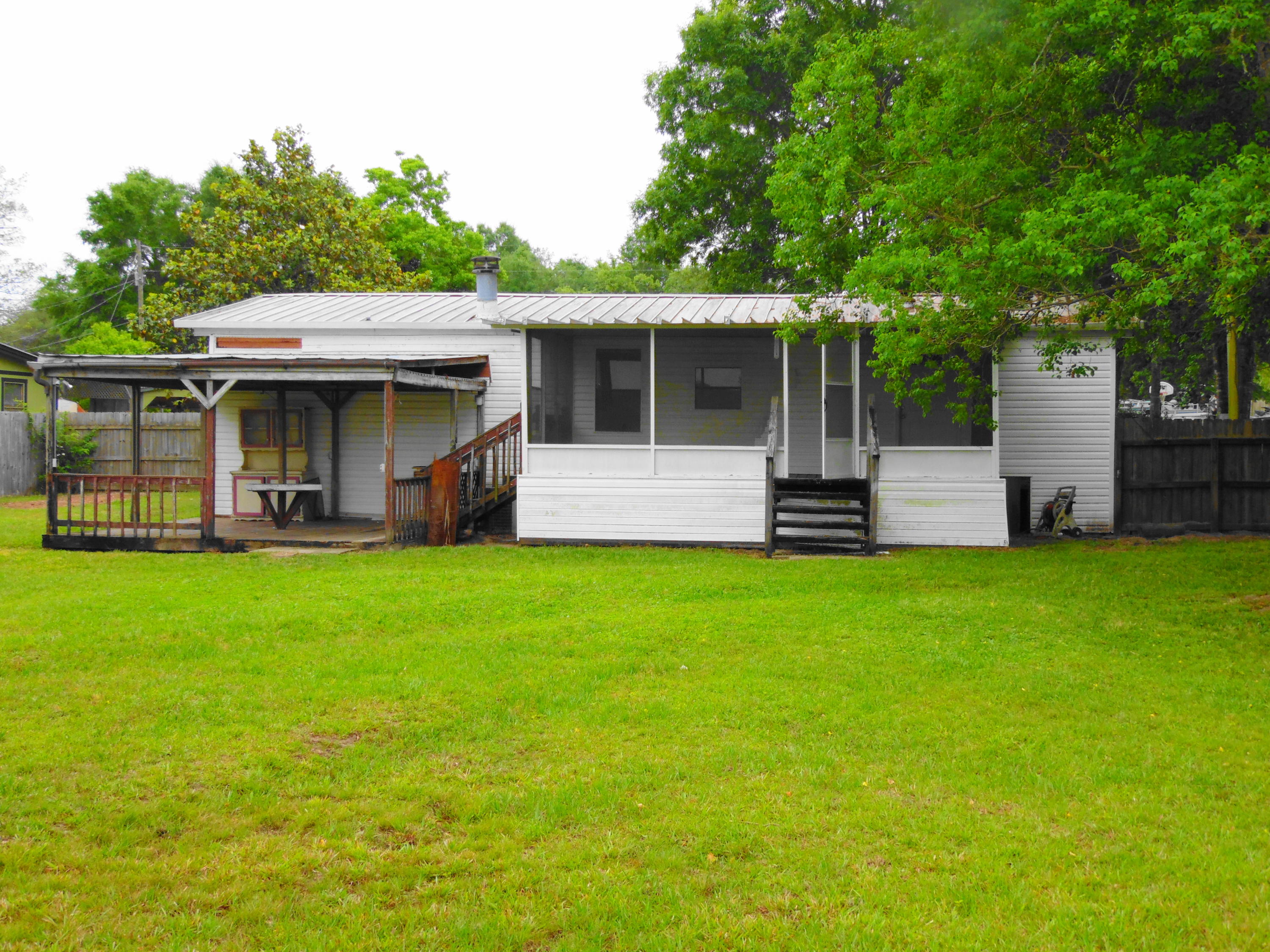 351 Vanderheide Road DeFuniak Springs, FL 32433 - Photo 3 of 23 Back view