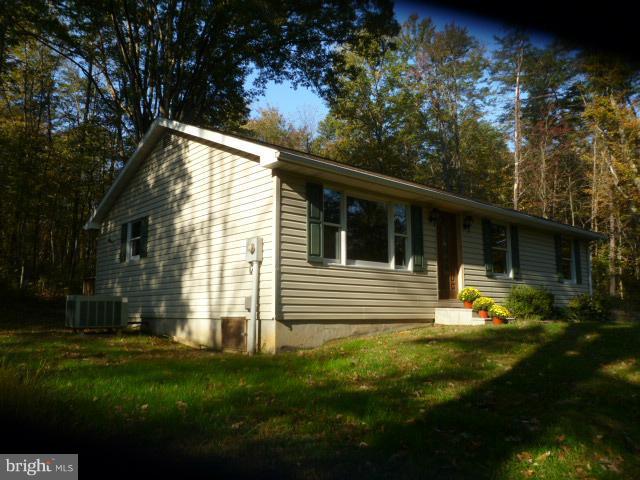 169 Wild Turkey Road Berkeley Springs, WV 25411 - Photo 3 of 23 Exterior (General)