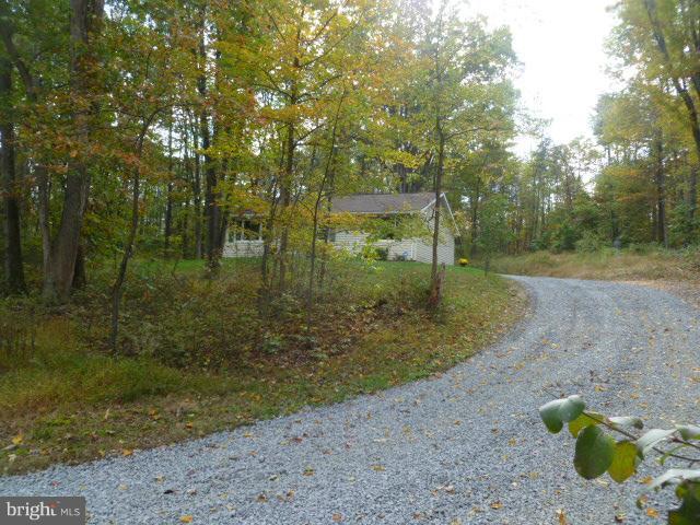 169 Wild Turkey Road Berkeley Springs, WV 25411 - Photo 5 of 23 Exterior (Front)