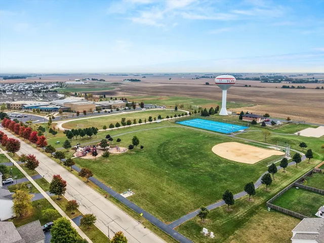 $449,995 | 665 Braemore Lane, Yorkville, IL 60560