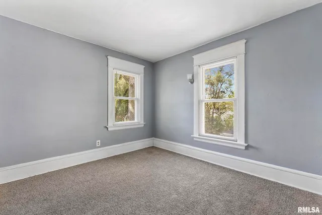 $219,900 | 1018-1020 17th Street, Rock Island, IL 61201