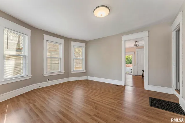 $219,900 | 1018-1020 17th Street, Rock Island, IL 61201