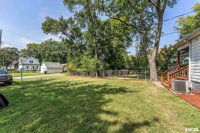 $219,900 | 1018-1020 17th Street, Rock Island, IL 61201