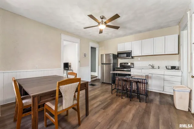 $219,900 | 1018-1020 17th Street, Rock Island, IL 61201