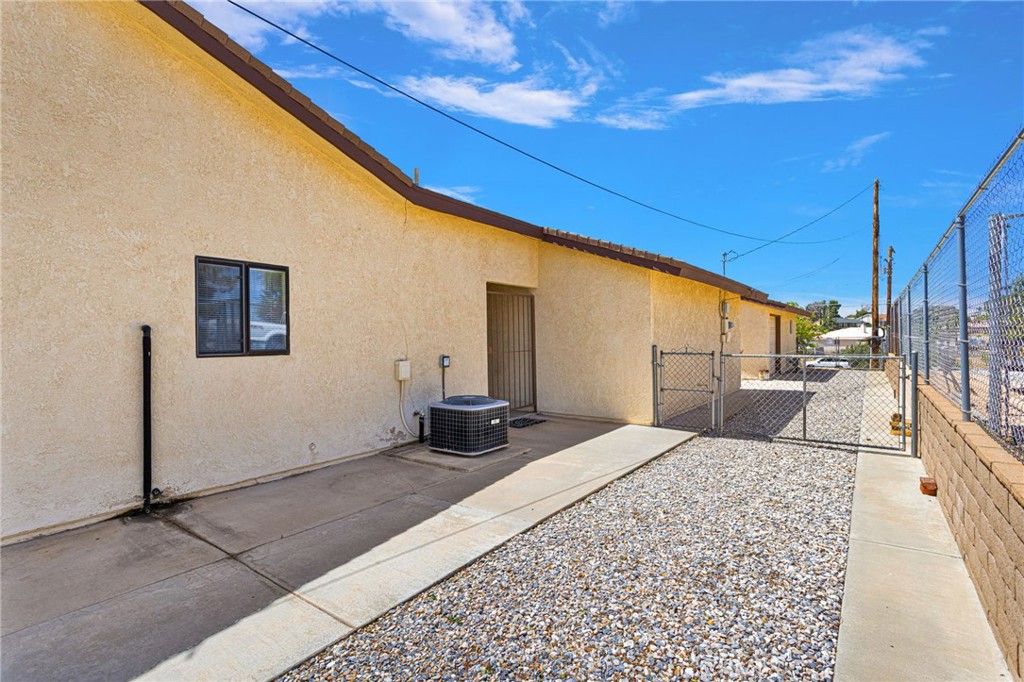 18669 Ranchero Road Hesperia, CA 92345 - Photo 47 of 54