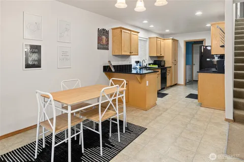 $505,000 | 18135 72nd Avenue East, Puyallup, WA 98375