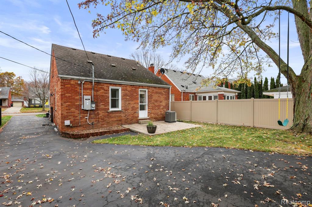 1604 Mansfield Road Birmingham, MI 48009 - Photo 27 of 30