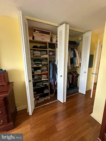 $179,900 | 1001 City, Unit E914, Wynnewood, PA 19096