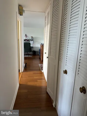 $179,900 | 1001 City, Unit E914, Wynnewood, PA 19096