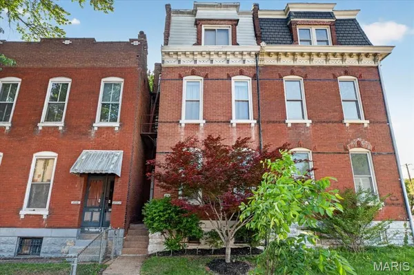 $299,900 | 3131 Ohio Avenue, St. Louis, MO 63118