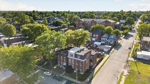 $299,900 | 3131 Ohio Avenue, St. Louis, MO 63118