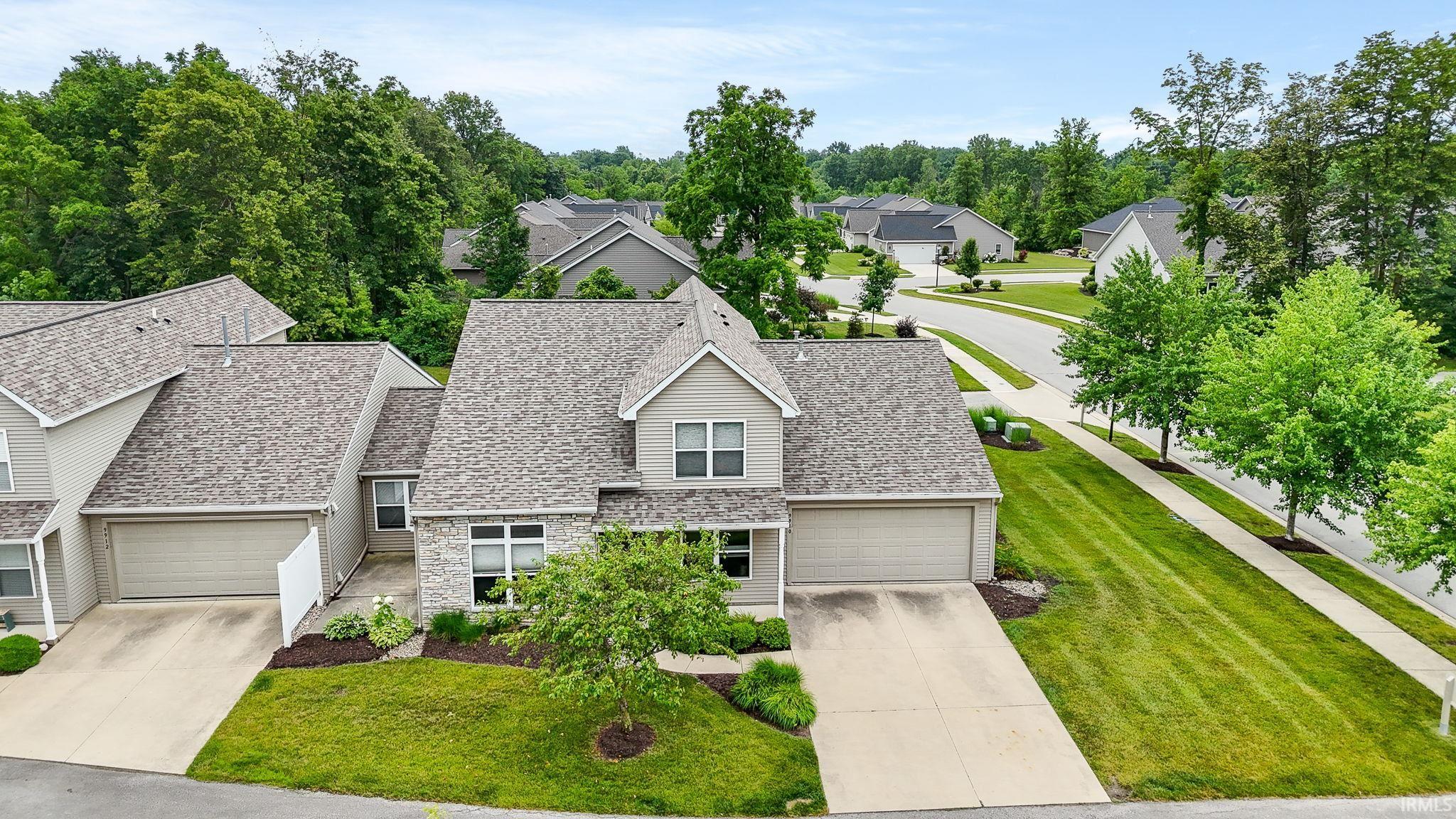9910 Oak Trail Road Fort Wayne, IN 46825 - Photo 1 of 28