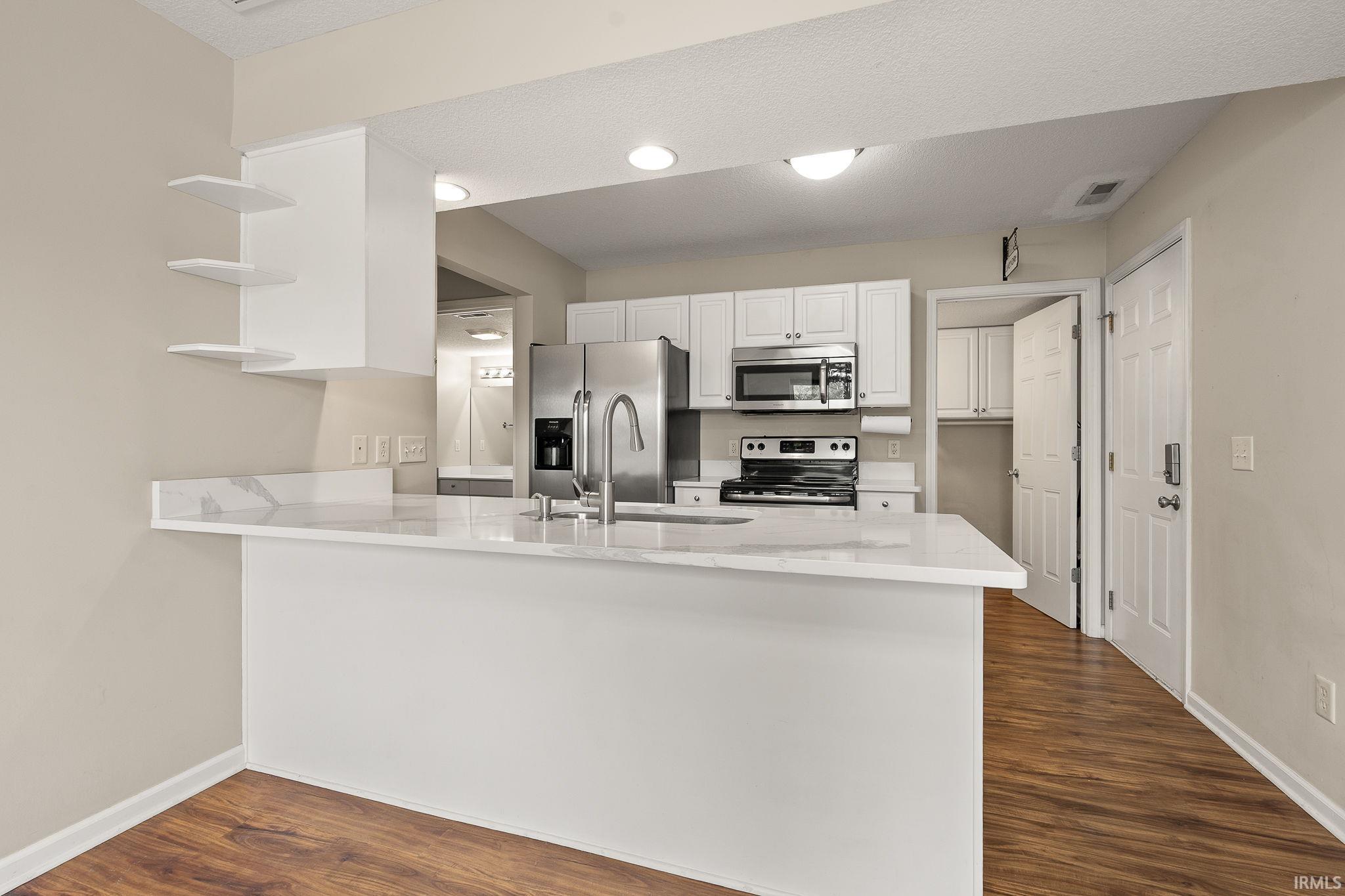 9910 Oak Trail Road Fort Wayne, IN 46825 - Photo 13 of 28