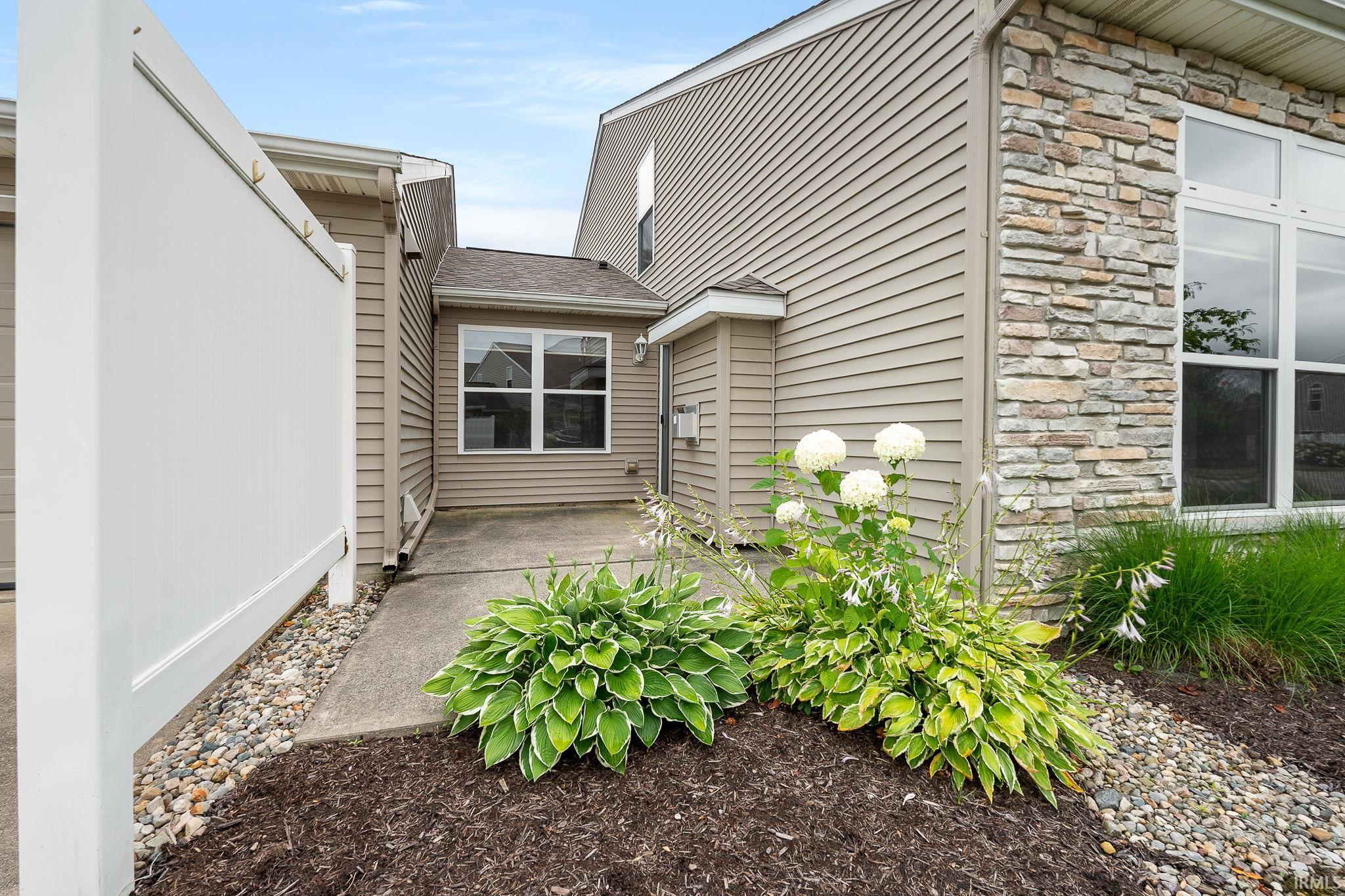 9910 Oak Trail Road Fort Wayne, IN 46825 - Photo 24 of 28