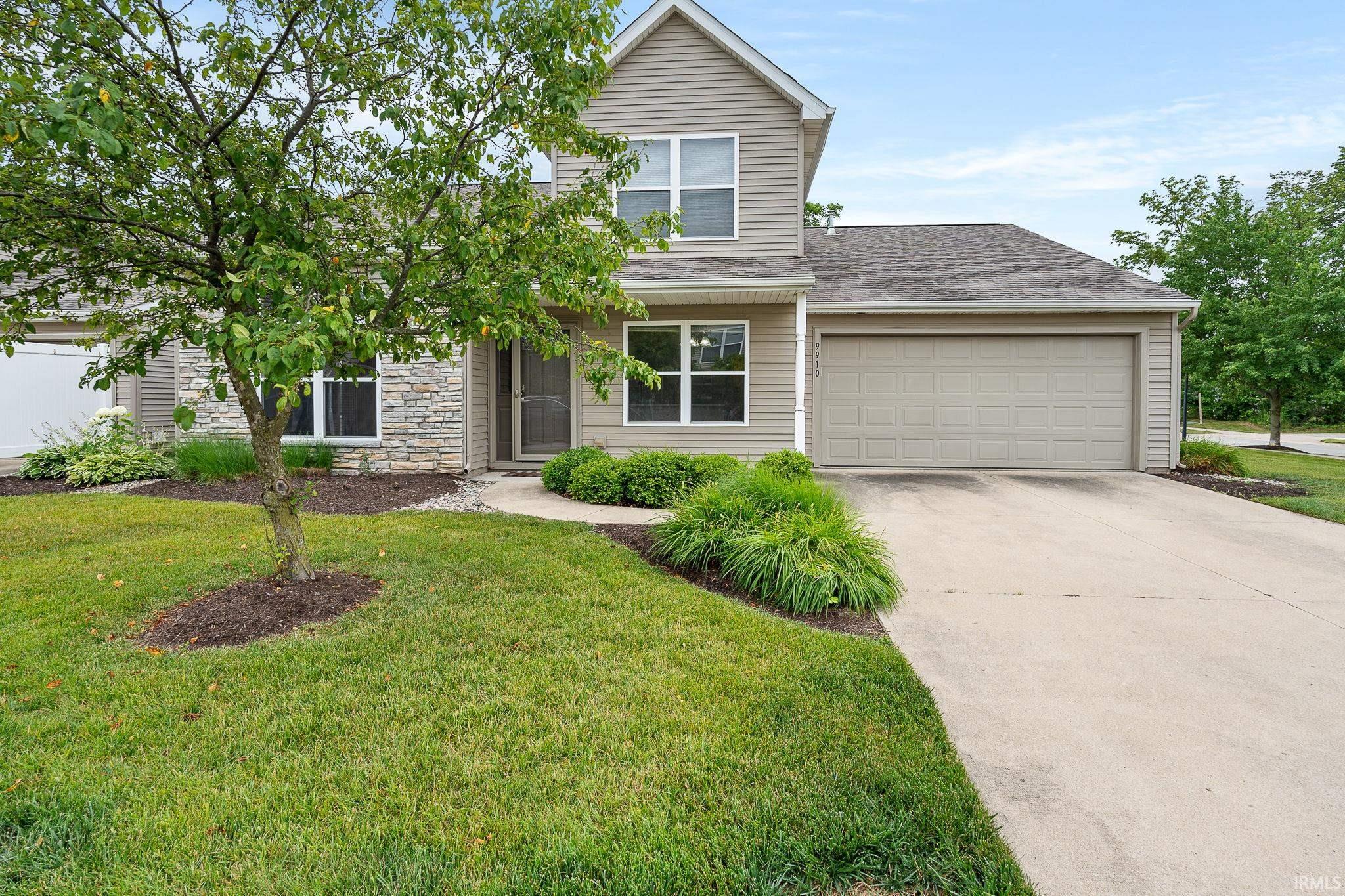 9910 Oak Trail Road Fort Wayne, IN 46825 - Photo 3 of 28